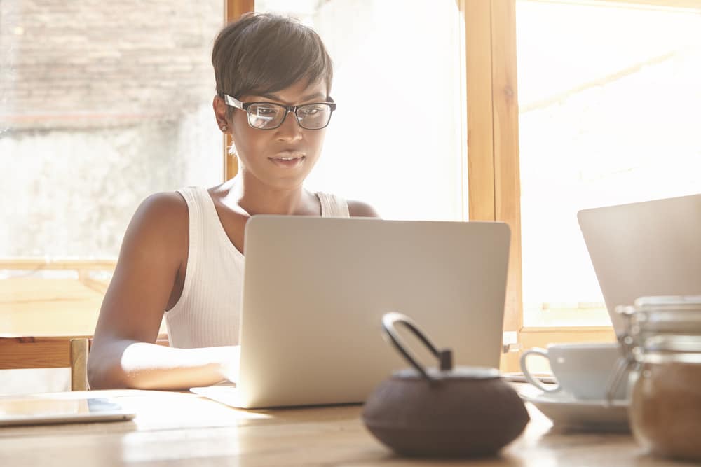 woman-focus-on-work-laptop.jpg